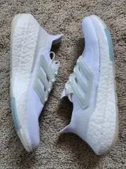 Wmns Adidas Parley x UltraBoost 21 Non Dyed Brand New Sz 7.5