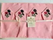 NOS VTG MAJESTIC CREATIONS 8PC MAT SET PINK FLORAL CLOTH 4-PLACEMATS 4-NAPKINS