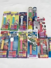 Lot 12 Pez Dispensers Miss Piggy Mickey Mouse Kung Fu Panda Christmas Easter 10