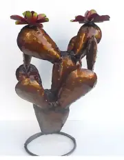 METAL YARD ART PRICKLY PEAR CACTUS SCULPTURE 15" TALL PAINTED BROWN WITH FLOWERS