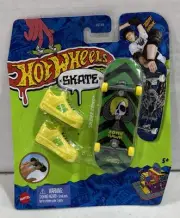Hot Wheels Skate Fingerboard Tony Hawk Soldier Grind