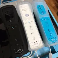 在飛比找蝦皮購物優惠-蝦皮最推薦# 二手 Wii 手把 動感強化器 手柄 WiiU