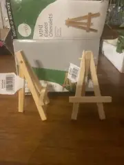 Set of 2 New Wooden Mini 5” Tabletop Collapsible Art Easels Painting Crafting