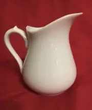 REDUCED!! RICHARD GINORI PORCELAIN CREAM PITCHER WHITE MADE IN ITALY NEW