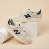 在飛比找蝦皮購物優惠-免運 New Balance 米白 藍 紅 CRT300 板