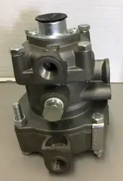 Bendix R Type Dual Relay Trailer Control Valve KY2111/7N 1512225 (R43)
