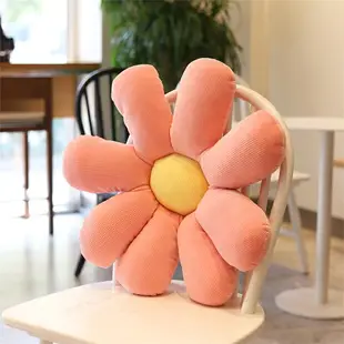 新款花瓣抱枕創意靠墊花朵家居軟裝荷包蛋沙發裝飾少女靠枕小雛菊