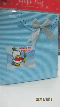 在飛比找蝦皮購物優惠-㊣五號倉庫㊣ sanrio 貝克鴨 2002年出品 包裝紙盒