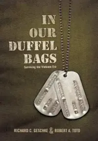 在飛比找博客來優惠-In Our Duffel Bags: Surviving 