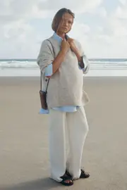 Fluffy Jumper (Light Sand)