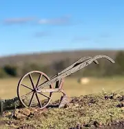 RWD 1/35 Old Wooden Hand Plow | Farm Accessories | Model Kit Diorama Tools
