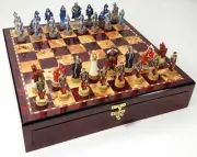 Medieval Times Crusades King Arthur CAMELOT Chess Set Cherry Color Storage Board