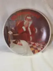NORMAN ROCKWELL 1986 "DEER SANTY CLAUS" EDWIN KNOWLES 8 1/4" PLATE