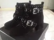 BRAND NEW Rebecca Minkoff Logan Boots Sz 7.5M