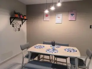 怡保市的3臥室公寓 - 1000平方公尺/2間專用衛浴HOME STAY 3 BEDROOMS at CONDO with POOLVIEW 7th