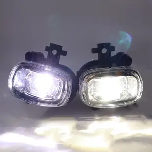 NISSAN 2 件裝汽車鏡頭 LED 霧燈總成更換配件適用於日產 X-Trail Rogue Juke Kicks 2