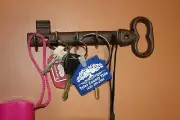 Old Fashion Skeleton Key, Key Hooks Rack Cast Iron, 7 5/8 inch, 1 of H-121