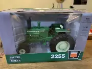 Ertl Prestige Series Oliver 2255 Diesel Wide Front Tractor 1/16 Scale NIB