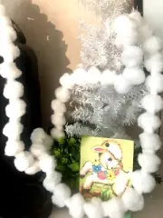 Vtg 5 Ft 61" White POM POM GARLAND MANTLE DECOR Swag Lg Snowball Furry Xmas BABY