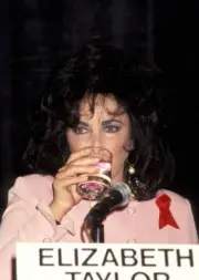 Elizabeth Taylor at Cirque du Soleil Saltimbanco Press Confe - 1992 Old Photo 9