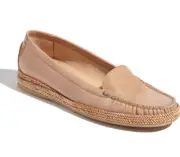 Stuart Weitzman Geek Women's Beige Patent Leather Loafer N4707 Size 8