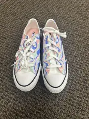 Converse CTAS Lift Platform Low Top Women Kids Canvas Sneaker Size 5 A010185