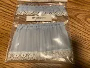 Dollhouse Curtain Scale: 1: 12 Top : 3.75" x 1" Bottom : 2.75" x 3.75"