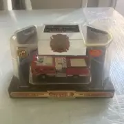 1/64 code 3 fire engine LACoFD Hollywood truck 41