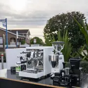 Bellezza Francesca in Custom White With Mazzer Mini Grinder & Accessories Package