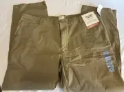 NEW Dockers washed Khaki Straight Fit Flat Front Pants 42x32 Tan Stretch NWT