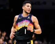 Devin Booker on Court Phoenix Suns 8x10 NBA Basketball Photo