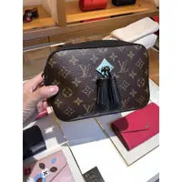 在飛比找蝦皮購物優惠-二手 Louis Vuitton saintonge lv 