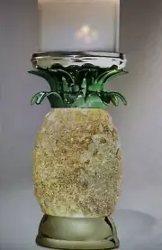 Bath & Body Works PINEAPPLE Light Up Water Globe 3 Wick Pedestal Candleholder ￼￼