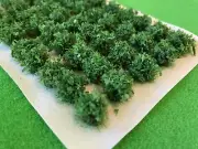 Serious-Play - Mid Green Leafy Bush Tufts - Static Grass Tufts