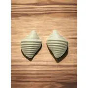Vintage Avon Seaside Pierced Earrings Seashell Shell Ivory 1987 Ocean