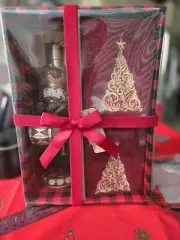 Mistletoe Farms Nutcracker 3 Piece Counter Set - New In Box