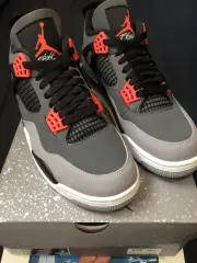Size 7 - Jordan 4 Retro Mid Infrared