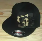 MENS DC SHOES FLEXFIT FITTED BLACK CAMO HAT SIZE S/M
