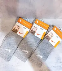 在飛比找樂天市場購物網優惠-【Nike】 中筒襪 棉質 襪子 運動襪 灰