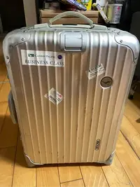 在飛比找Yahoo!奇摩拍賣優惠-Rimowa 與德國漢莎航空聯名2輪鋁合登機箱