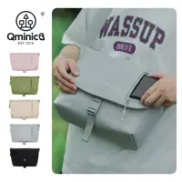 在飛比找momo購物網優惠-【WHOSE BAG】日系多大容量防潑水迷你郵差包女側背包 