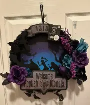Disney Haunted Mansion Hitchhiking Ghosts Welcome Foolish Mortals Wreath New