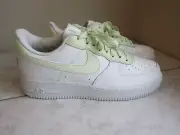 NIB Nike Air Air Force 1 Summit White /Lime Ice Women Lace Up Athletic Shoe 11