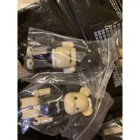 在飛比找蝦皮購物優惠-BE@RBRICK 庫柏力克熊台北玩具展限定2001-200