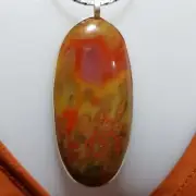Statement QLD Agate pendant set in sterling silver , AMAZING colours, not dyed!
