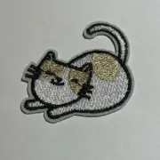 White Cat Embroidered Patch Iron On/Sew On