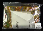 Brand New with Tags Vera Bradley Buta Spray Zip ID Case Wallet in Package