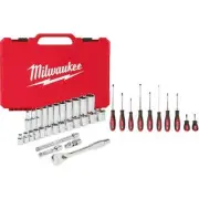 Milwaukee Ratchet/Socket Set 3/8" Drive SAE Deep w/ Carrying Case (38-Piece)