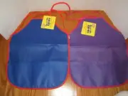 Darice set of 2 Childrens Reversible Aprons with pockets NWT