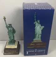 NIB STATUE OF LIBERTY SCULPTED REPLICA 7" TALL MUSEUM STORE EXCLUSIVE
